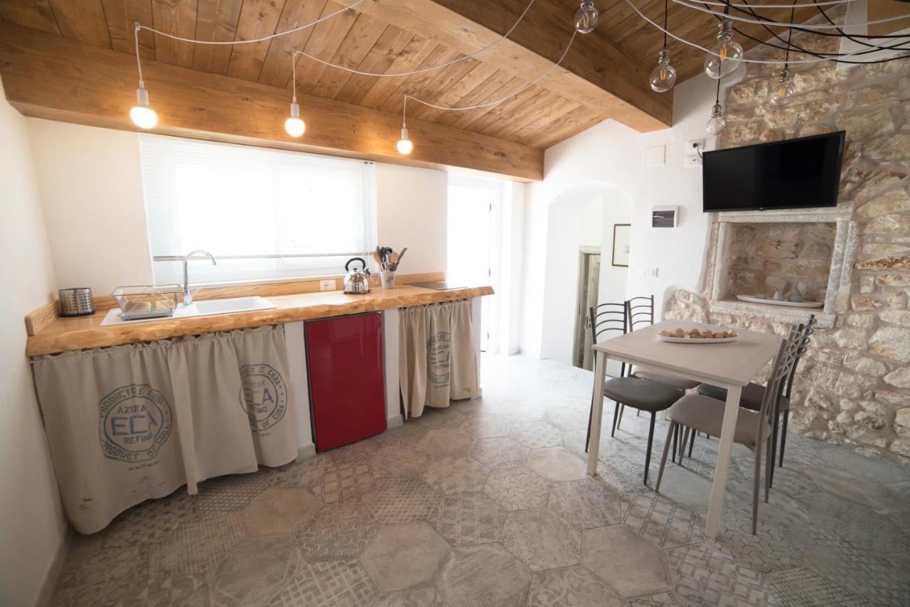 Aria Di Vico Aparthotel Vico Del Gargano Extérieur photo