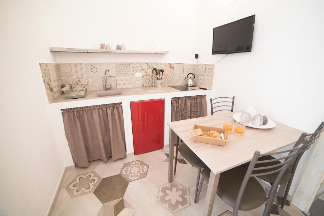 Aria Di Vico Aparthotel Vico Del Gargano Extérieur photo