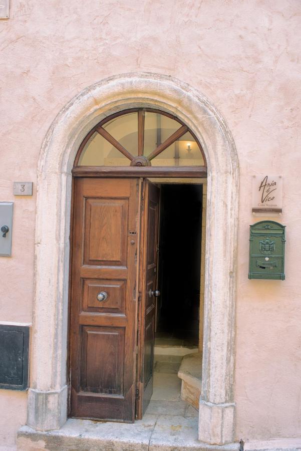 Aria Di Vico Aparthotel Vico Del Gargano Extérieur photo